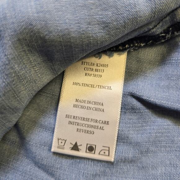 Kut from the Kloth Blue Denim Button Down Tank Top size Small - Picture 4 of 5